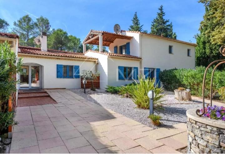 Hotel Bel Valen Le Val Εξωτερικό φωτογραφία